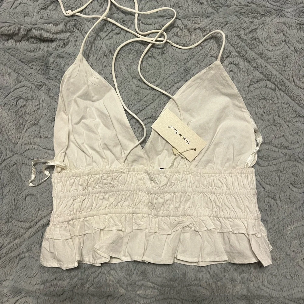 Sim & Sam White Ruffled Top - Picture 2 of 3